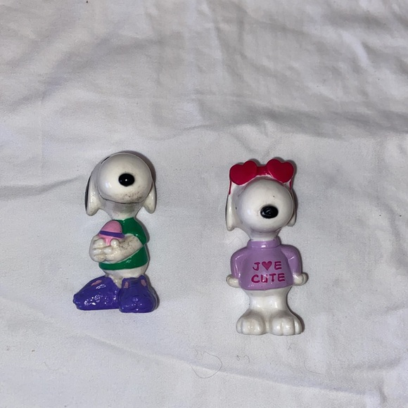 Lot Of Over 30  Snoopy And Peanuts figurines - Picture 11 of 12